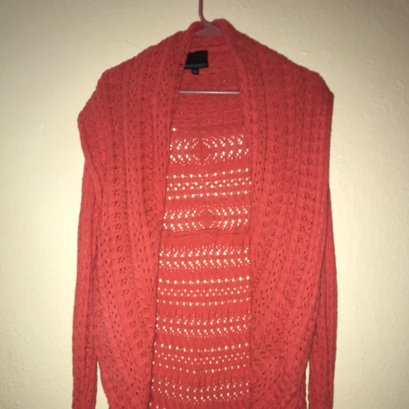 Coral crochet cardigan - Picture 1 of 2